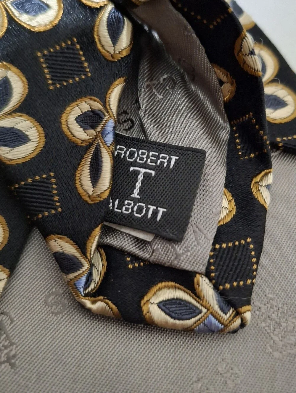 NOS VTG Robert Talbott For Norman Stockton Black Gold Silk Geometric Print Tie